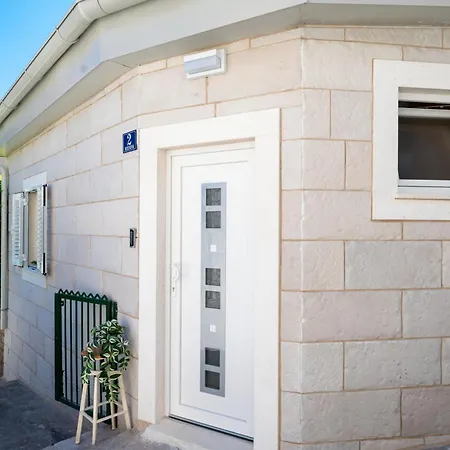 Freguluca-varos Bed & Breakfast