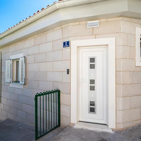Bed & Breakfast Freguluca-varos